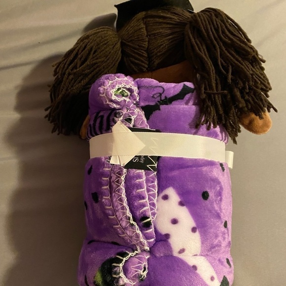 🧙♀️CYNTHIA ROWLEY CURIOUS KIDS WITCH FRIEND & HALLOWEEN THROW - Picture 6 of 9